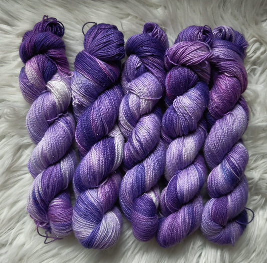 100g ohut kimallemerino violetintanssi