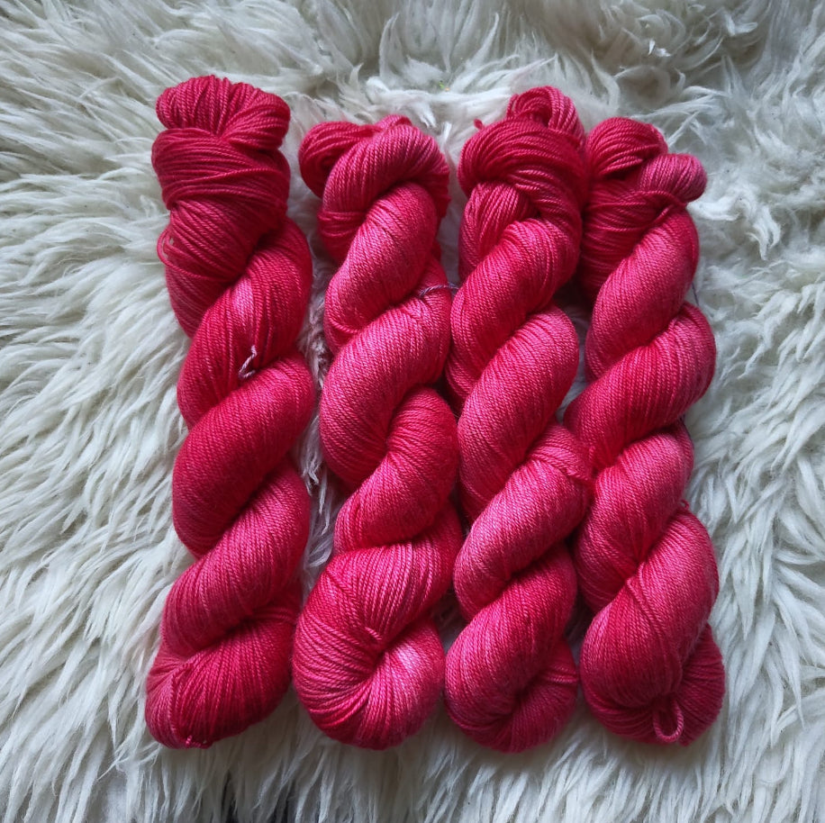 100g punainen pehmis
