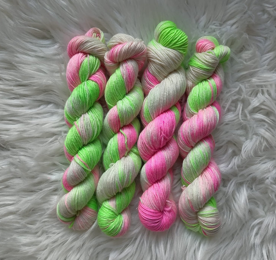 100g tulppaaninen kimallemerino