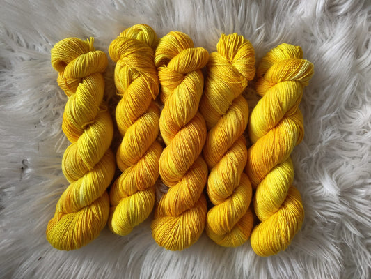 100g ohut kimallemerino aurinkoinen